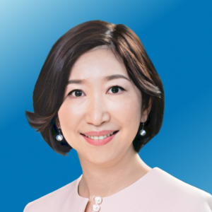 青山 朝子 氏