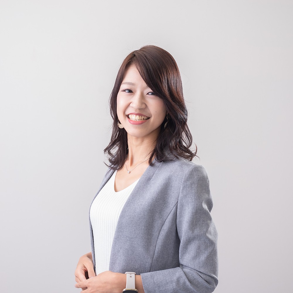 眞木 麻美　氏
