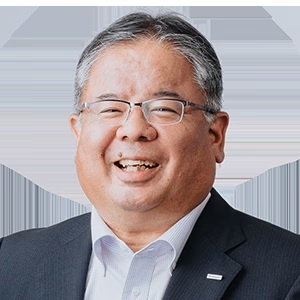 梅村 俊哉 氏