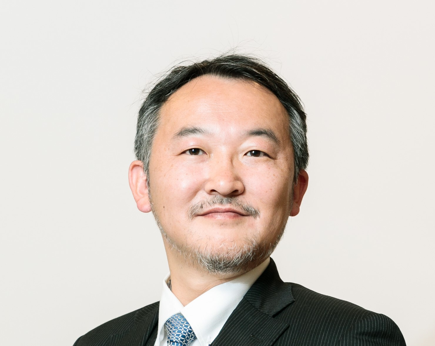 千秋　毅将 氏